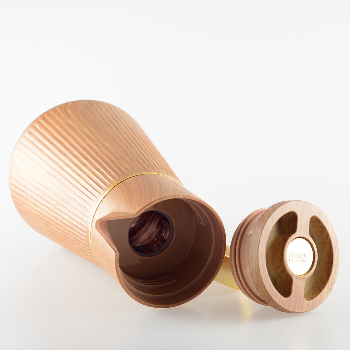 Houten koffiezetapparaat met gouden handvat 1L