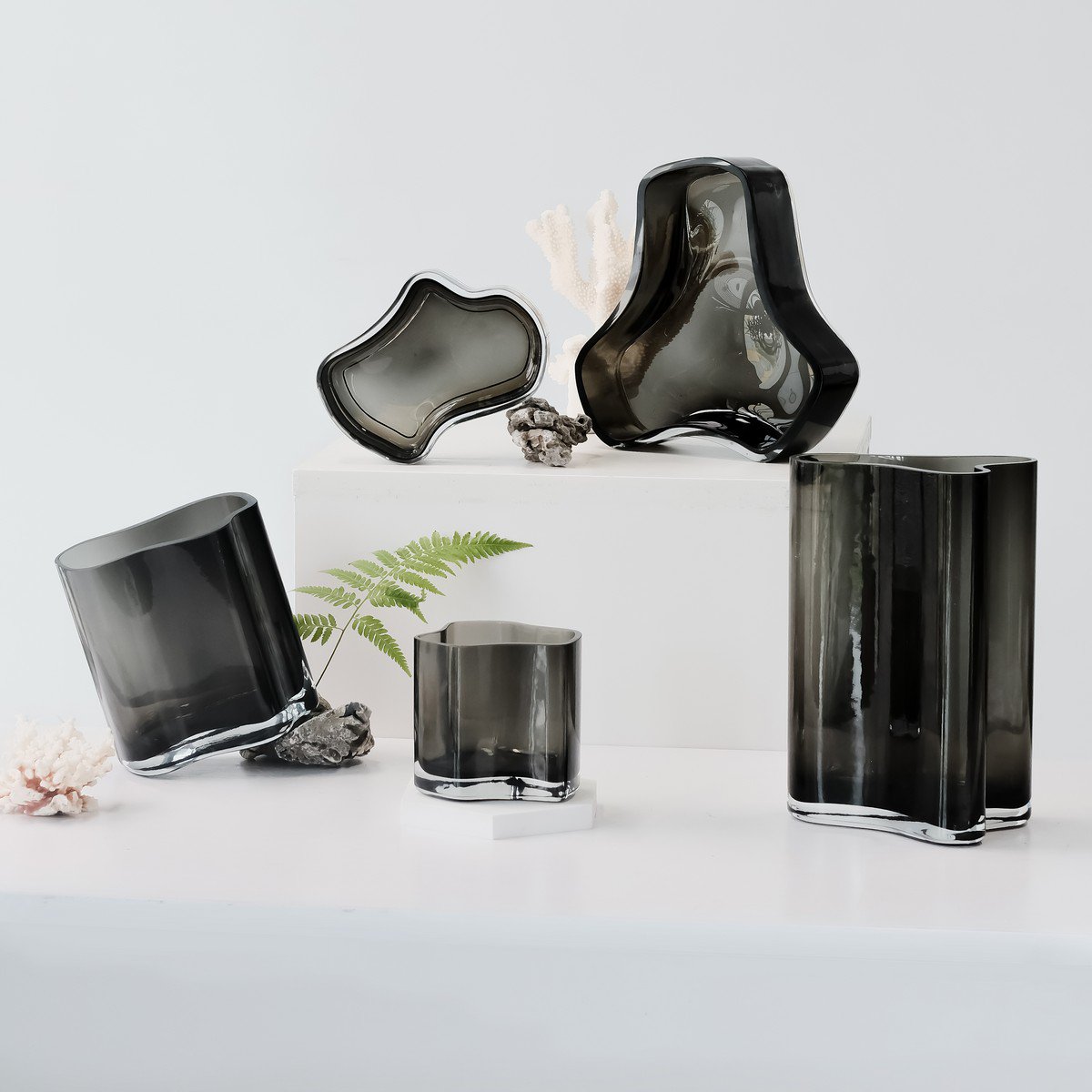 Nieuwe moderne designvaas geïnspireerd op CORAL en Aalto, middelgroot, COR20GR