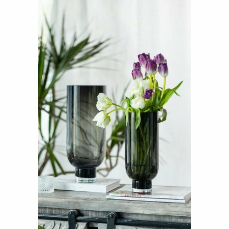 Sobere moderne glazen vaas, cilindrische vorm op een elegante voet, donkergrijs, OMAHA14GR