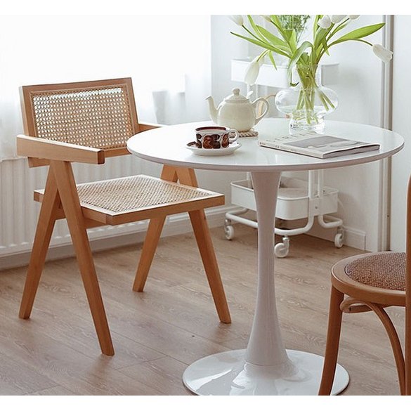 stoel Pierre Jeanneret blank eikenkleur + rotan, hoge kwaliteit