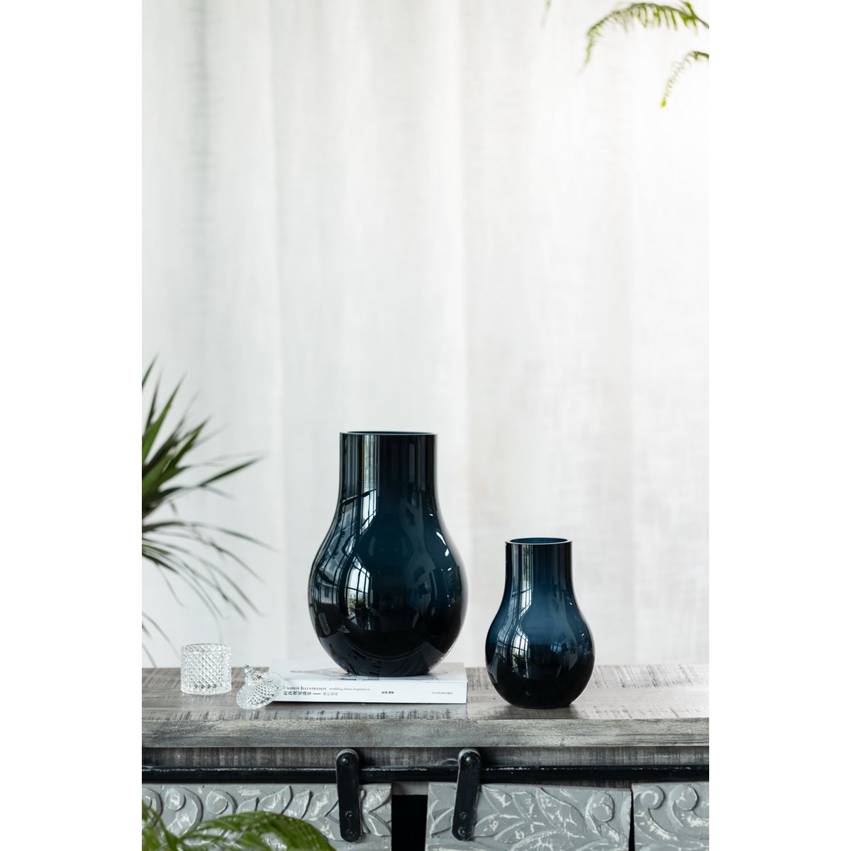 TOP verkopende glazen vazen: moderne elegante grote vaas in diepblauw kwaliteitsglas, DAVOS15