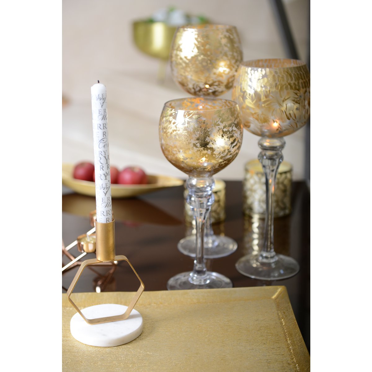 Mat ecoto gouden kandelaar marmersteun h.17 cm