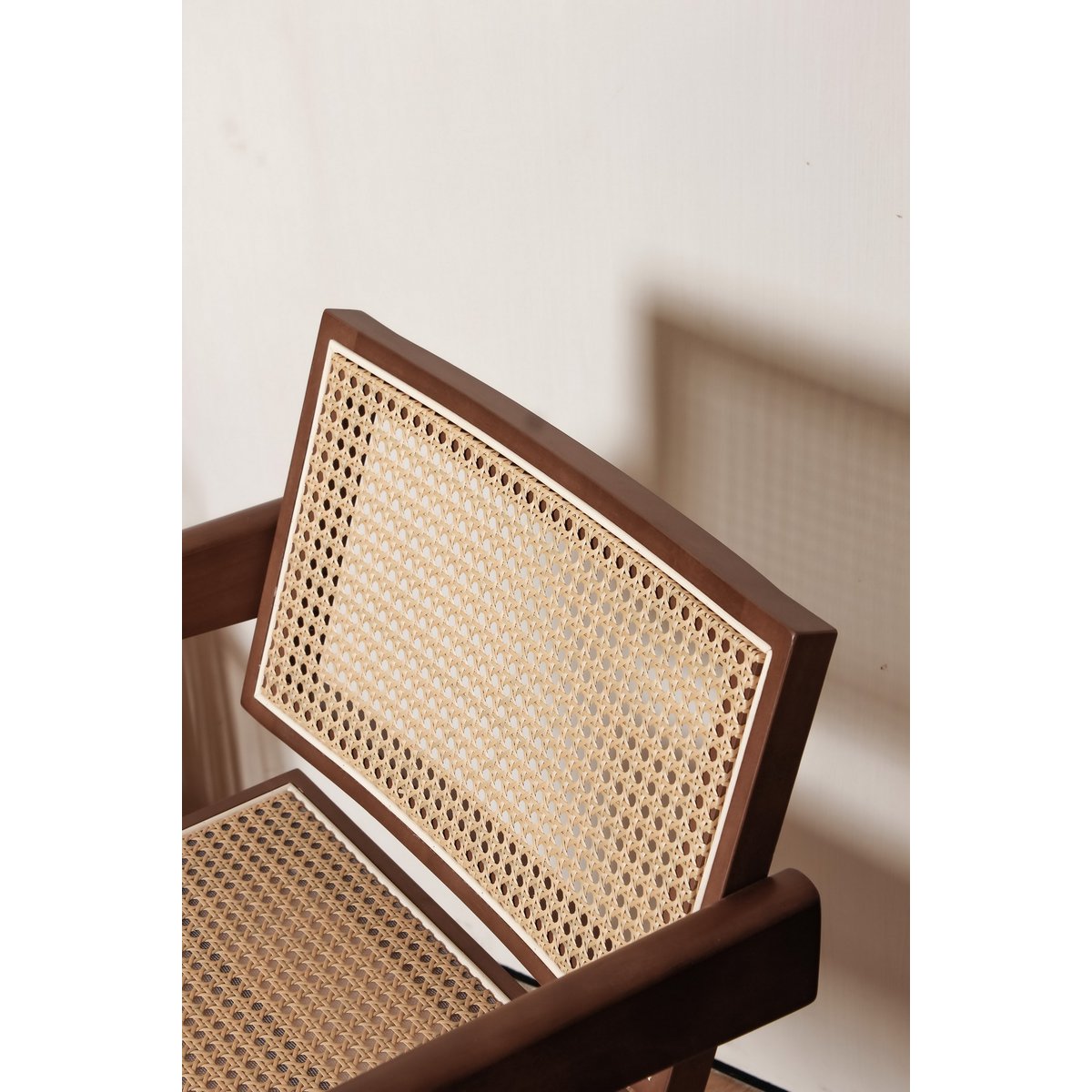 Luxe hout en rattan stoelen Walnut Color - Pierre Jeanneret - Chandigarh