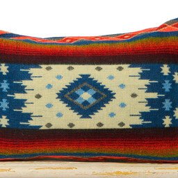 Kussen 40x60cm - Native Quilotoa Blue - inclusief binnenkussen van eendenveren