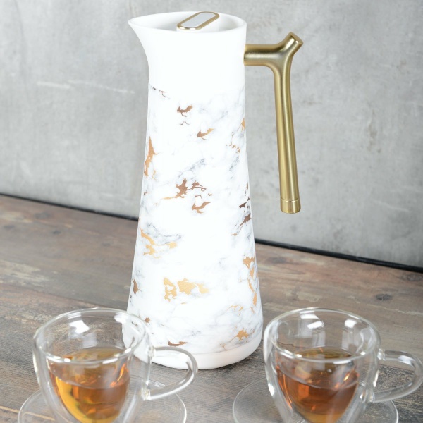 Marmeren isotherme koffiezetapparaat met gouden handgreep 1L