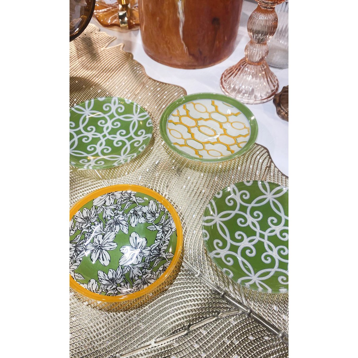 Groene en oranje bekers - veel van 4