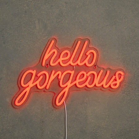 Hello Gorgeous Neonverlichting met Timerfunctie - L50 x B2 x H28 cm - Rood